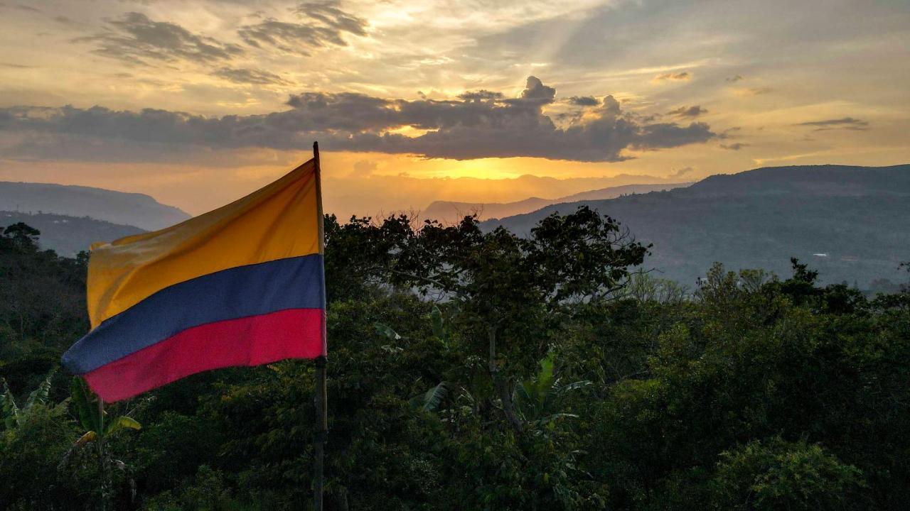 La Hacienda Pansiyon San Gil Dış mekan fotoğraf